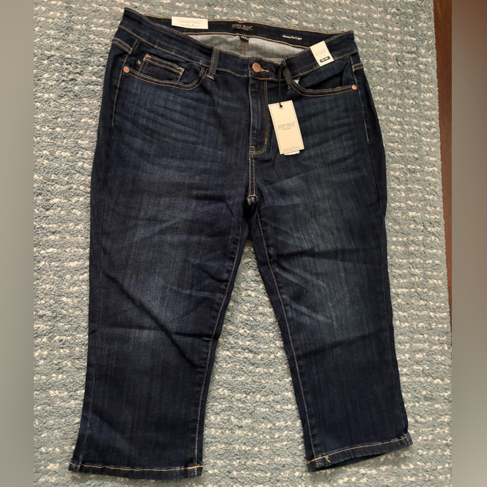 Judy Blue skinny fit Capri